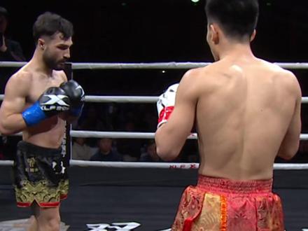 十年打拳无人闻,一招臭脚打吐对手,天下知?