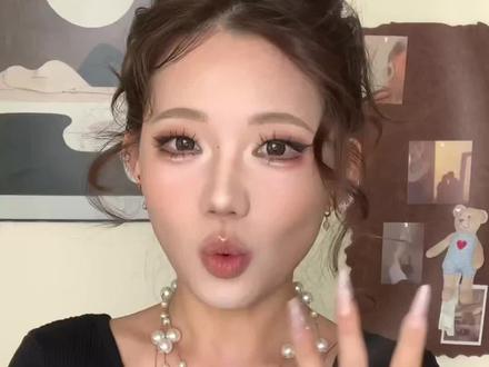 上镜秘籍㊙️拍照好看的关键 从妆容到拍照手法一步到位 #美妆模范生 #新手化妆教程 #上镜技巧 #拍照技巧 #美妆博主打光技巧