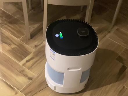 #同城热门 #科沃斯空气净化器 调整位置对准,充电!