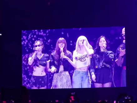 来看我的满分女#jennie #blackpink香港 #blink #演唱会