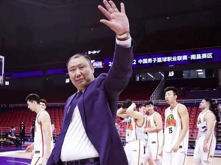 5连败!主教练真没能力,CBA强队为什么不能吃回头草 #CBA
