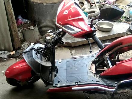 电动车大梁变形了,看我如何校正!