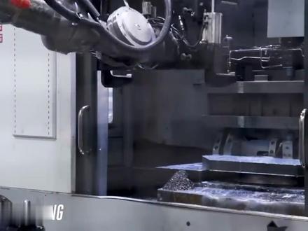 国外顶尖数控机床制造过程,全车间自动化机器比人都多