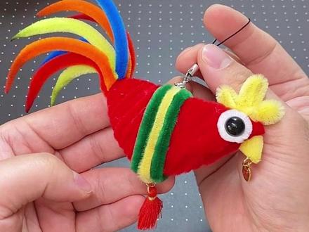 迎春鸡(吉)(粉丝投稿)扭扭棒教程来啦~做法嘎嘎简单一学就废 #迎春鸡 #让年味住进家 #我家的年味显眼包 #扭扭棒 #亲子手工