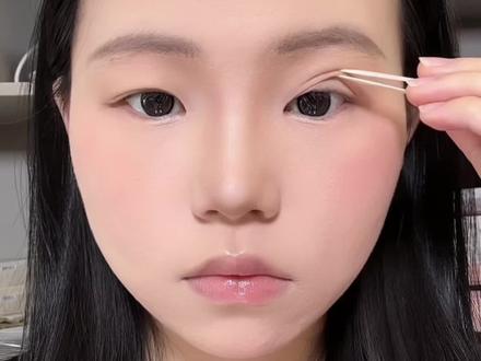 肿泡眼+有眼尾沟的万能眼妆#眼妆 #肿泡眼 #新手化妆教程 #眼尾沟 #万能眼妆