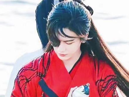 他可能不是花城,却是天选谢危#宁安如梦 #谢危 #张凌赫 #天官赐福 #花城 #张信哲 #坤宁
