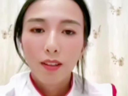 #林雨薇 林雨薇视频连线中称赞对手亚拉吉非常谦卑,不忘初心!对竞技体育非常纯粹!林雨薇你就是这样,非常棒👍#亚运会 #亚运冠军@抖音小助手