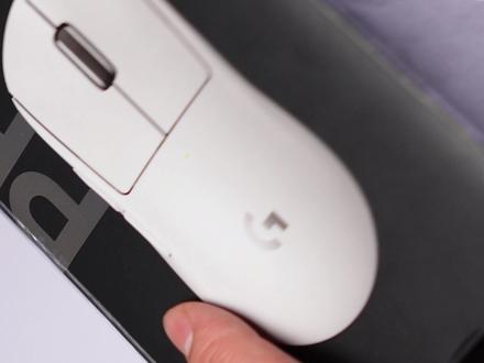 应该没有男生会拒绝罗技与SKG的联名套装吧 #电竞套装 #SKG罗技组合 #游戏礼物 #送男友礼物指南