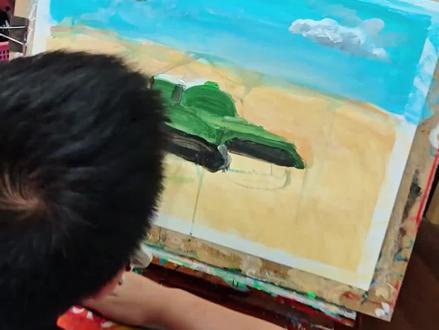 你们的孩子是这样构思画面的吗? 以画为媒,读懂战争与和平。从孩子热爱的坦克元素切入,一起沉浸式完成这幅主题创作。亮蓝晴空代表安稳和平,硝烟烈火复刻残酷战场。小学生画画 #妍艺画室 #孩子的兴趣培养#创作者中心 #创作灵感#孩子的兴趣培养