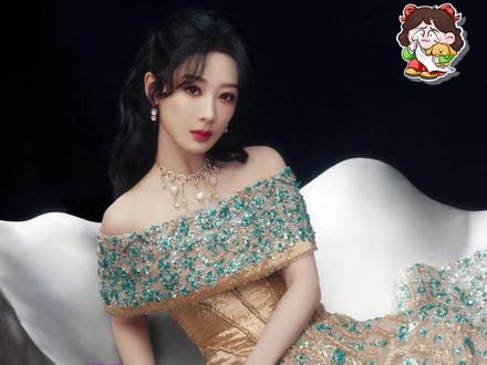 我一直在等属于杨紫的“大花时代”#杨紫 #生命树 #微博之夜 #国色芳华