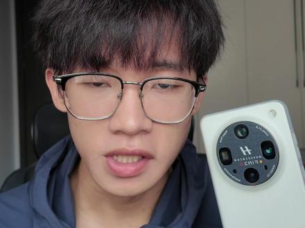 OPPO手机拍摄高清照片的核心技巧 第一点就是大师模式里的jpgmax要打开,第二就是注意光线。另外还有一个最基础的问题就是拍照前一点要擦镜头,跟着我的视频设置,你也可以用手机拍出高清质感大片!#oppo #ColorOS16 #ColorOS #手机摄影 #数码科技