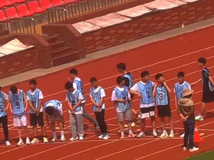 2023中考体育中长跑1000米实拍周校解说,慕远学校考点#青少年体能训练 #中考体育 #2023中考 #体育培训 #周校长体育教学