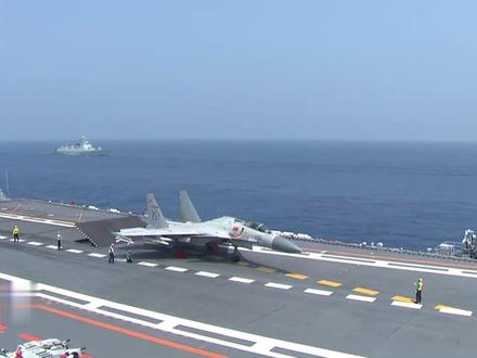 “首相!您可千万别向中国认输啊”!高市早苗又被架在火上烤!