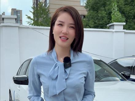 “你好宝马”这句唤醒词居然可以自定义?设置好了让您爱车的语音助理也是个有趣的灵魂#宝马#抖音汽车#dou是好车#带你懂车#秀出你的神座驾