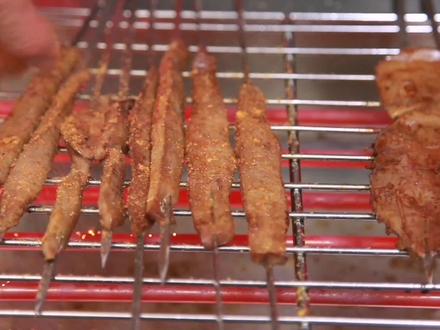猪腰子为什么烤的腥气不好吃?主要是因为这两点没做好,大师傅教你具体烤制方法#烧烤 #烤猪腰子#羊肉串