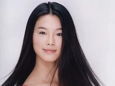 45岁于娜近况曝光!曾因焦虑服药体重暴增,如今瘦30斤重返演艺圈