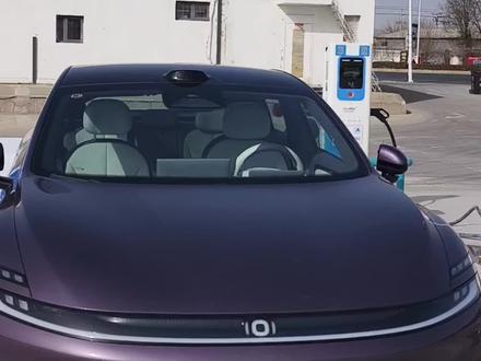 长安启源A06雨刮使用指南*一键开启智能驾驶体验!轻轻一拨即可调节速度⏩⏪。单次刮动,自动模式🌧️,还能调节灵敏度
雨天行车更安全🚗💨,快试试吧!
#长安启源A06 #雨刮使用 #汽车技巧 #新手司机 #雨天行车