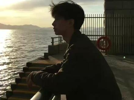 好出片好喜欢,海边落日氛围感写真ai指令教程来啦!#豆包ai #豆包P图指令 #豆包P图已经nextlevel了 #海边落日氛围感 #豆包出大片有两把刷子