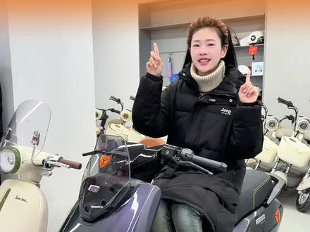 一个视频带你了解雅迪白鲨二代的按键操作!#同城好店推荐 #雅迪冠能s白鲨 #雅迪电动车 #智能电动车 #邯郸