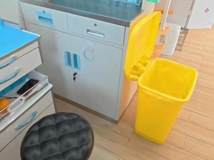 穿孔师工作视角之问题处理篇
#耳洞护理 #发炎 #中山艺耳美 #穿孔师kk #中山手穿