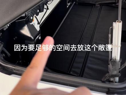 奔驰E260敞篷车是不是你的圣诞节礼物清单?#dou是好车 #抖音汽车 #奔驰 #热门 #汽车 #圣诞节