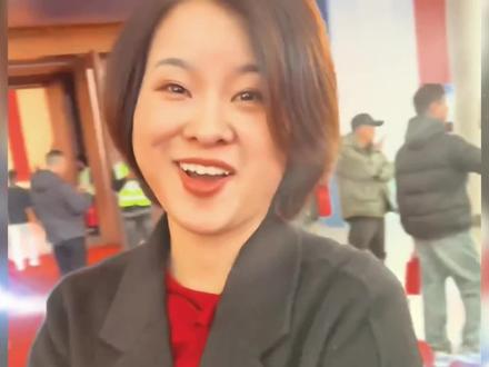 张雪不会缺钱了,那个给他记账11年的女人,才是真正的天使投资人#陈星伊 #张雪 #张雪机车 #抖音精选 #青年创作者成长计划