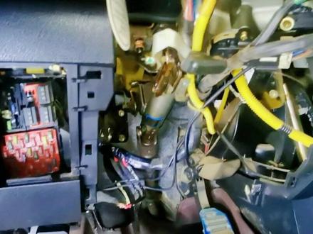 #陆风x5打不着车。路救施工中,此车通病故障,车子停久了,启动机无反应,油泵不工作。希望大家少走弯路,快速解决问题。#修理工的日常