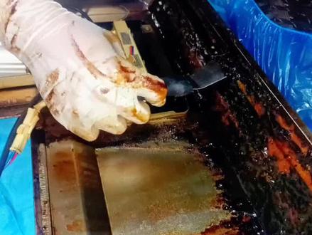 挑战一台8年没洗的老板5900油烟机,必须拆那么彻底才可以洗干净 #油烟机清洗 #家电深度清洗