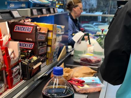 欧洲真实消费!塞尔维亚物价到底高不高?#塞尔维亚#生活 #欧洲 #海外生活#有想吃的吗