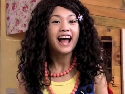 第24集/唐门为纠正小花发音,竟然扮演情侣帮花爸对剧本。#一起追剧 #下集更精彩