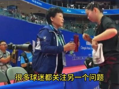 被嘲讽只能当孙颖莎陪练,何卓佳1年收入有多少?谁注意她表态#何卓佳