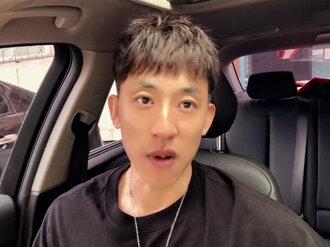 很多人觉得只有在发力的情况下才可以看到清晰的腹肌,今天给大家看下我放松时,挺肚子时,发力时腹肌事什么样子的#健身 #腹肌 #练腹