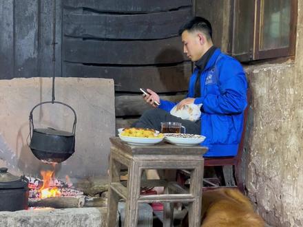 农村烤火教程#烤火取暖 #萌宠 #猫咪#技术分享 #农村生活