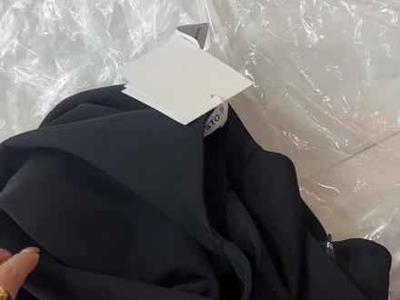 姊妹们啊 我们辛辛苦苦的给你发货 你太不道德了吧 不喜欢可以退 不能穿一次走完亲戚在退 这样不太好吧#肖惠惠