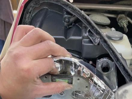 换灯泡解决不了车灯问题,升级透镜才是王道#汽车灯光升级 #长安奔奔改灯 #保定永红改灯