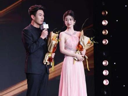 刘萧旭说:“没得到过王格格老师”🤪#王格格 #刘萧旭 #明星现场 #强烈推荐 #同框