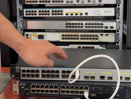 2台交换机 多vlan通信#交换机 #vlan