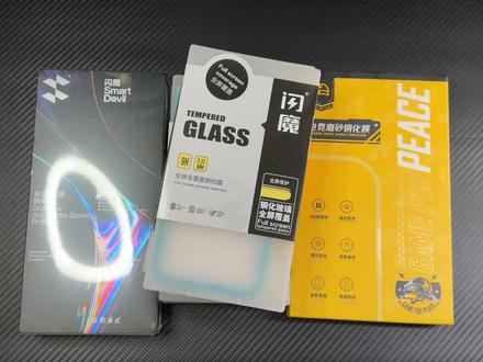 这个闪贴宝不错,贴着很方便!#手机钢化膜 #闪魔钢化膜 #贴膜