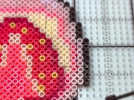 新年拼个小蛋糕~#我在抖音玩拼豆 #拼豆人有自己的春节 #过年不无聊大赏 #手工 #拼豆