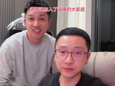 看到方青身边有了这么好的人,真的太欣慰了,愿青青窝窝彼此一直被温柔以待✨#方老板的酒窝吐司#幸福 #抖音二创激励计划