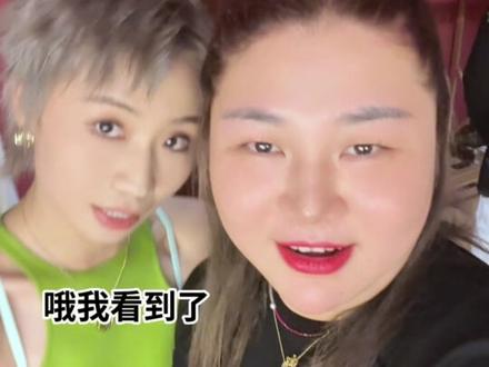 小鹿专场已经很精彩了 后台还这么多梗! #vlog日常 #小鹿脱口秀 #我的中女时代