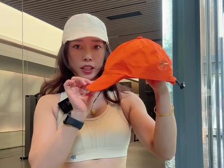 可玩性特别高的棒球帽,不怕压不怕捏折,不会变形,专业运动面料有防水速干,很轻薄,特别适合春夏天 日常通勤、健身运动、户外徒步都很适合。#运动帽 #户外穿搭 #运动穿搭
