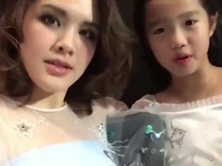 钟丽缇女儿考拉发文回怼网友,她的发文再次引发争议