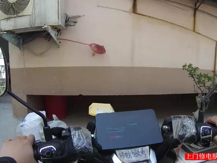 美女电脑蓝屏0xC0000428她朋友指导我拔硬盘结果尴尬了问题很简单