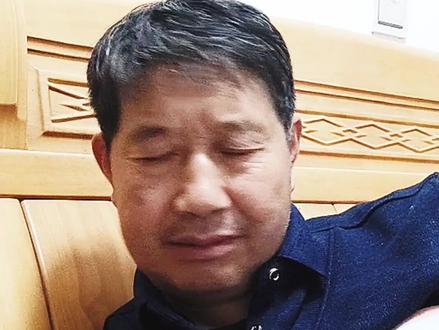 算命先生说我俩蛇,鼠一窝,八字很合,不知咋的,还是让人捷足先登了。和@阿敏. 对白