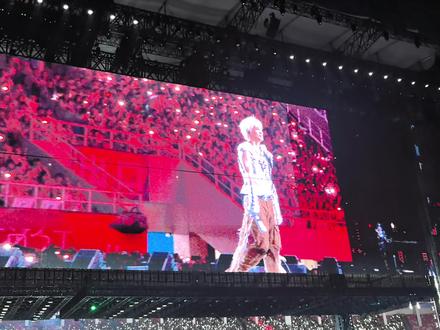 3.29的最后全场大合唱独属于《演员》#薛之谦万兽之王演唱会