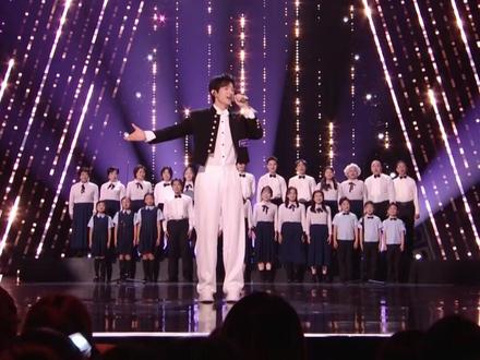 危晋宇从预选赛的不自信到现在能完全享受舞台,离不开殷秀梅老师的悉心指导。#声鸣远扬