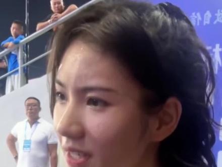 夏思凝夺冠后采访#夏思凝女子100米栏夺冠