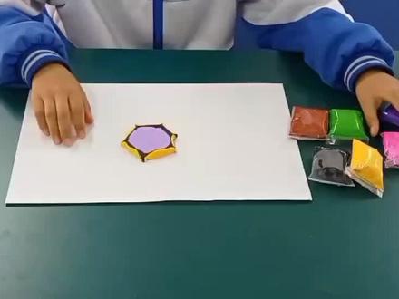 我家小公主和同学配合生物老师做的植物细胞模型!棒棒哒,从小就喜欢玩粘土这次终于有机会发挥了✌️#科学实验 #一起做手工