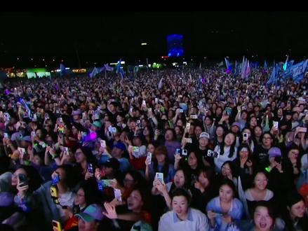 【十个勤天鹭卓】20251221冬至佛山汽水音乐节
#汽水音乐节 #十个勤天 #佛山汽水音乐节 #汽水音乐 #鹭卓